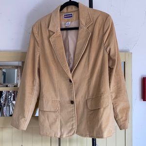 Vintage corduroy light yellow blazer.